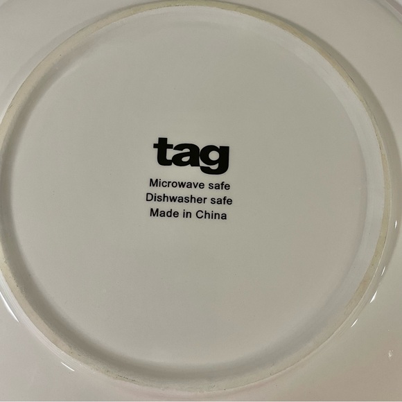 Tag Set of 4 “Fireworks” Dessert/Salad Plates July 4th Red Blue Approximately 8” - Picture 3 of 9